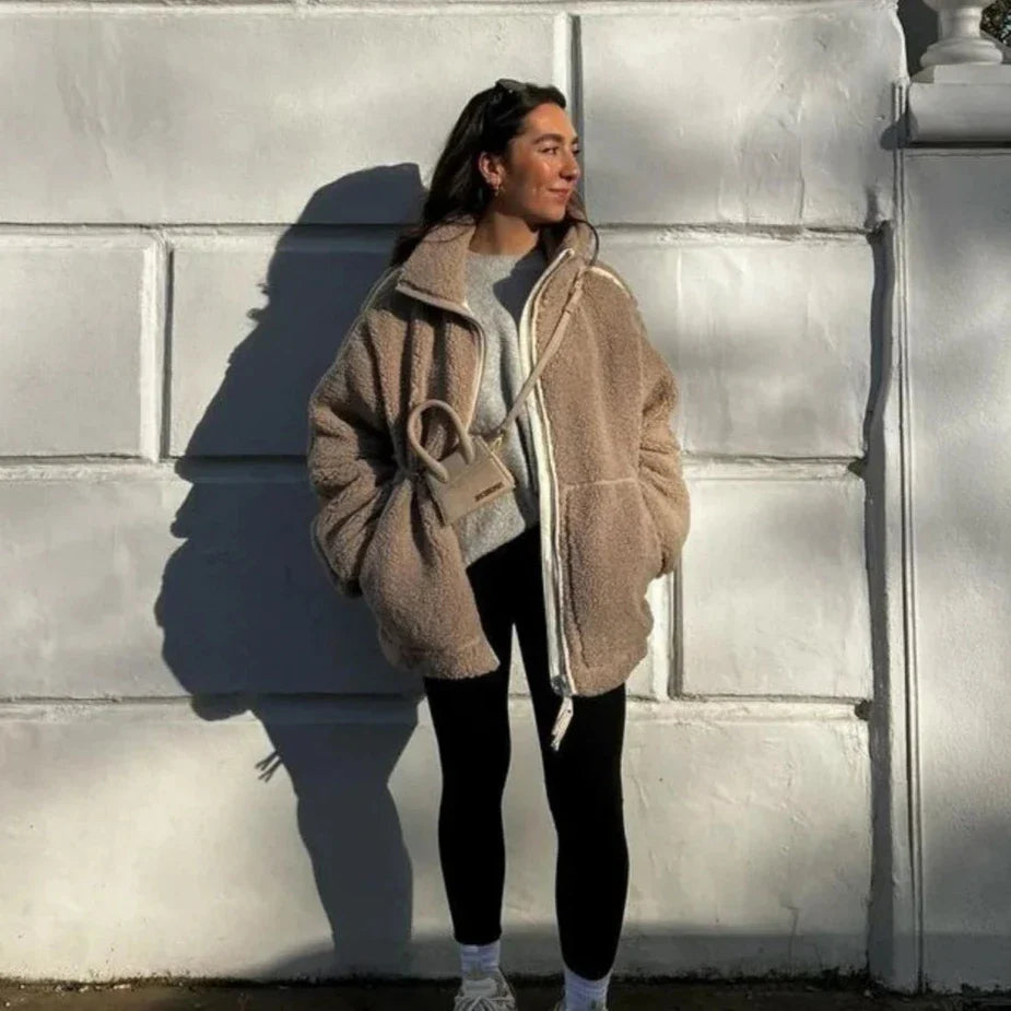 WoolElegance™ | De winterjas die warmte en stijl combineert op koude dagen