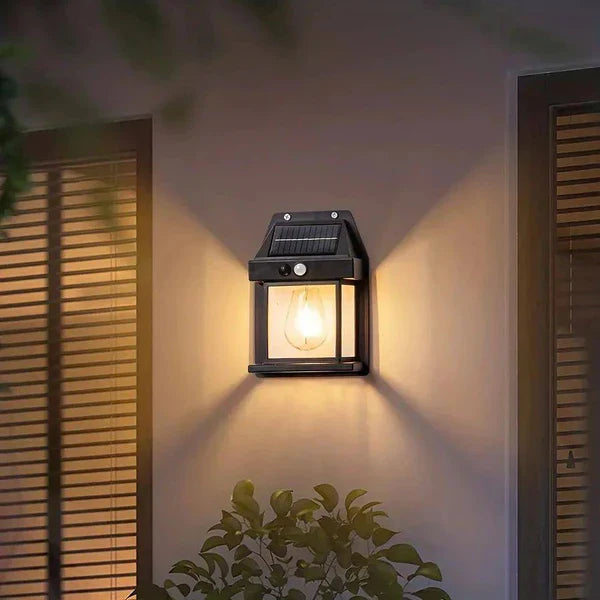 BrightMotion™ | Efficiënte Zonneverlichting voor Elke Tuin